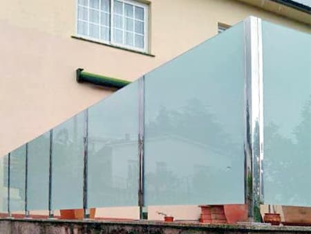 Pasamanos y barandillas realizados por Aluminios Suso en Culleredo 1