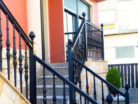 Pasamanos y barandillas realizados por Aluminios Suso en Culleredo 3